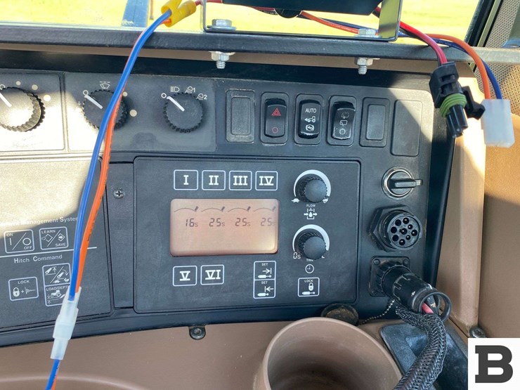 2008-john-deere-8330-image-80