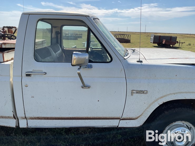 1984-ford-f250-image-15