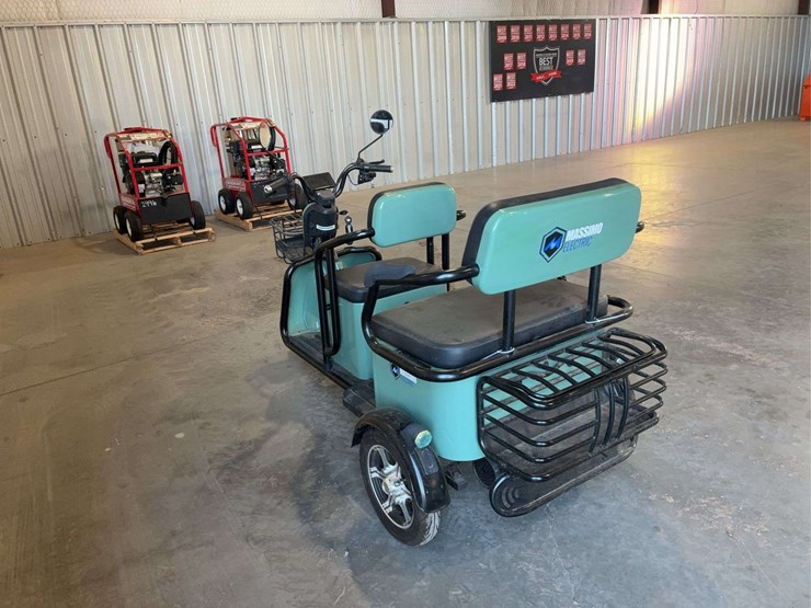 massimo-electric-2022-mini-golf-cart-image-4