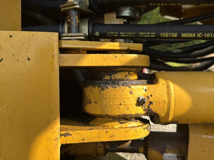 2007-caterpillar-928g-image-25