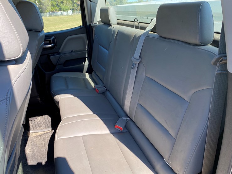 2014-chevrolet-silverado-image-14