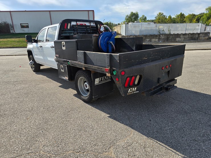 2017-gmc-sierra-3500-image-14