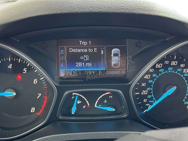 2013-ford-escape-titanium-image-37