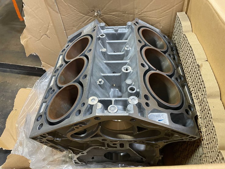 #8604-•-acura-tl-engine-block-(pr7)-image-7