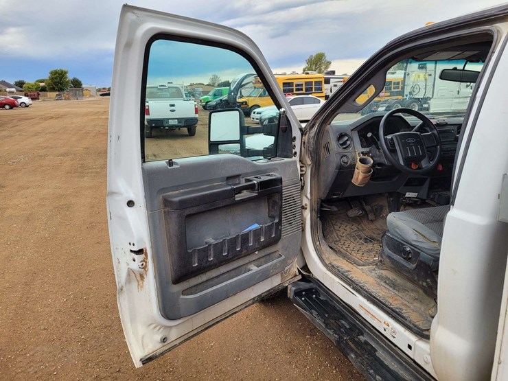 2016-ford-f550-image-7