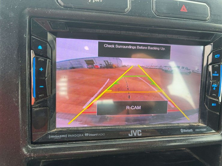 2017-ford-f150-lariat-image-11