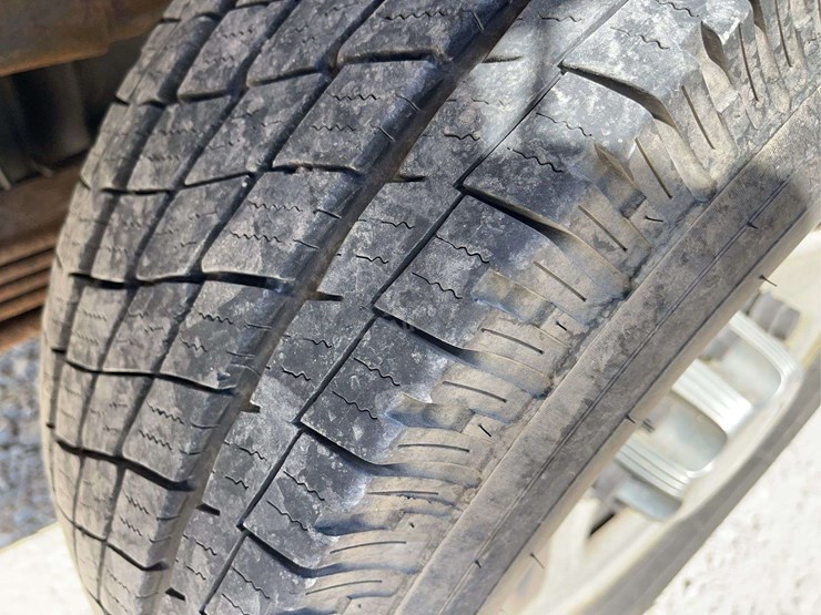 2000-chevrolet-2500-image-63