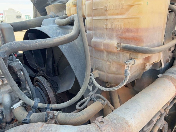 2017-international-prostar-image-33