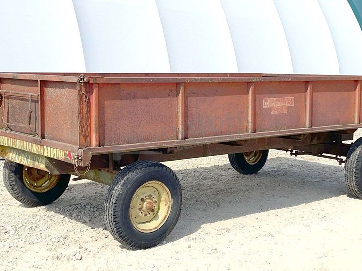 john-deere-1064-image-5