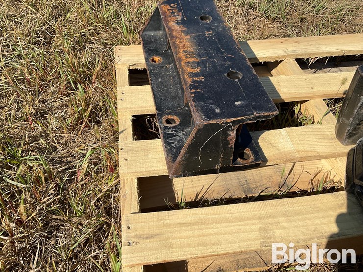 case-ih-suitcase-weights-image-10