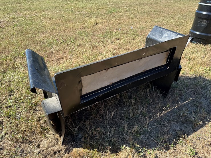 #101-•-#239-•-miniature-gmc-truck-bed-bench-21”h-x-44”w-x-18”-image-4