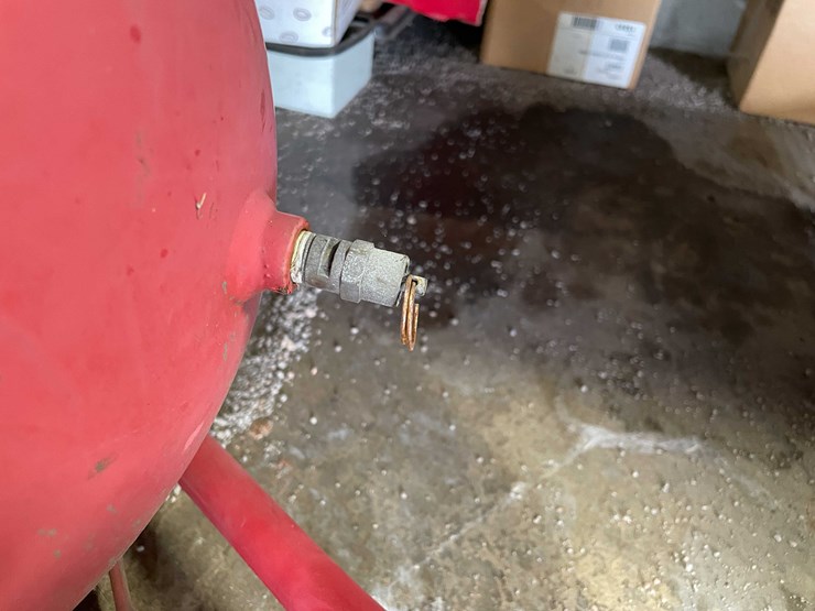 #8518-•-40-lb-abrasive-blaster-(cw)-image-7