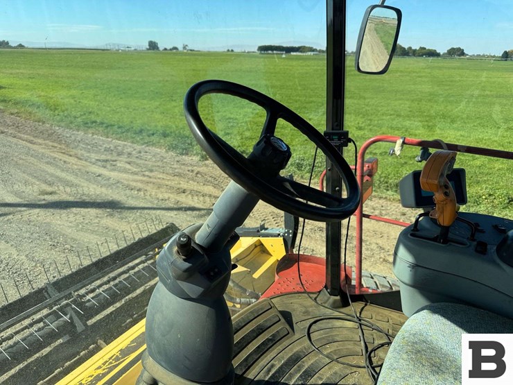 new-holland-h8040-image-53