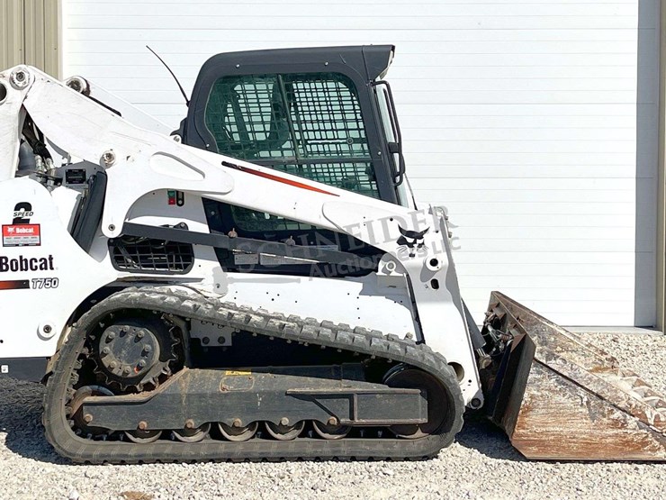 2016-bobcat-t750-image-3