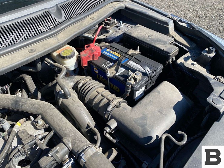 2017-ford-explorer-image-29