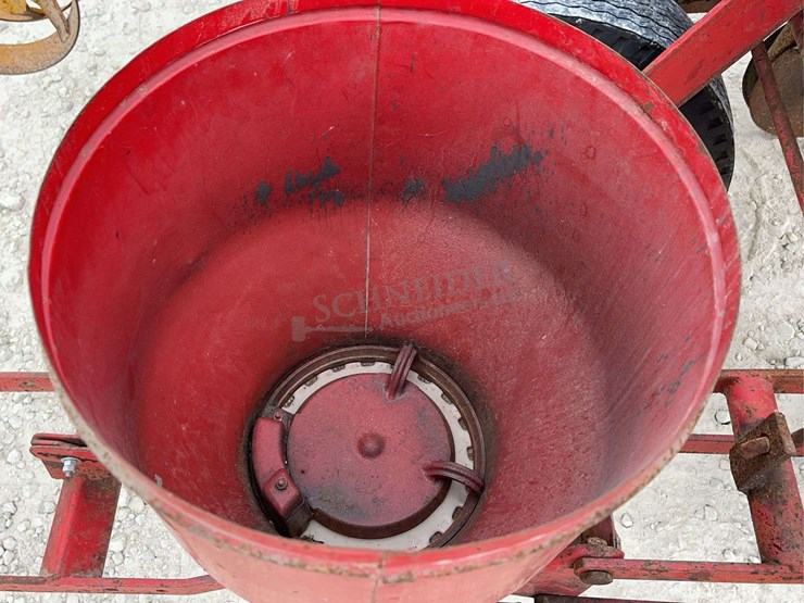 massey-ferguson-4-image-13