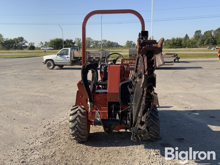 2000-ditch-witch-3700dd-image-6