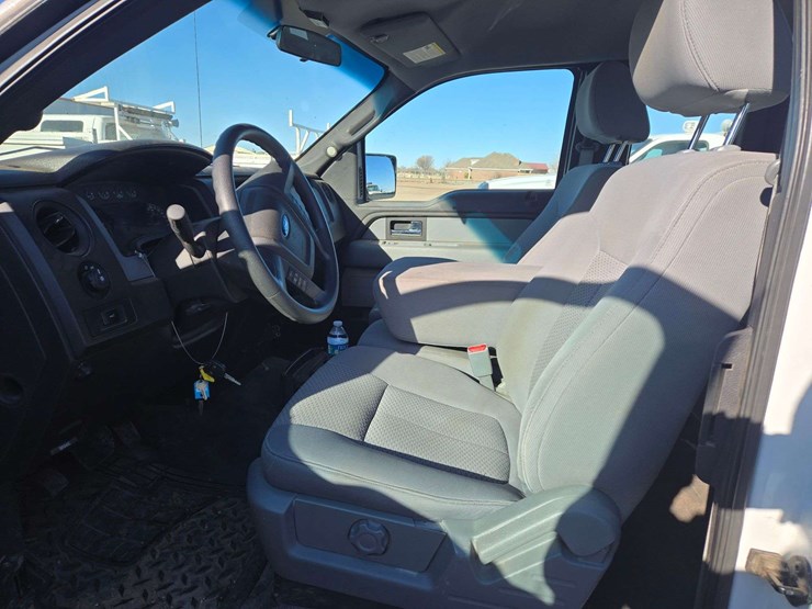 2013-ford-f150-xl-image-12