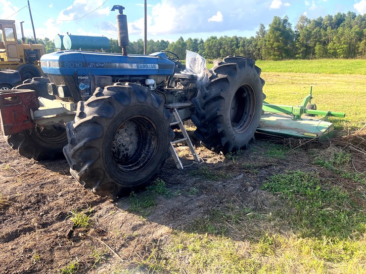 new-holland-8010-image-1