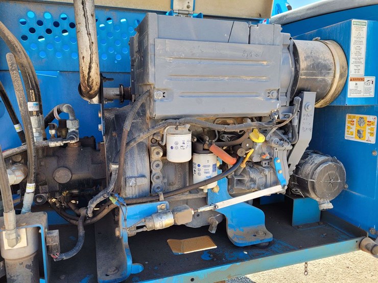 2011-genie-s65-image-13