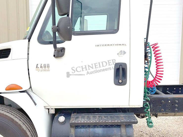 2003-international-durastar-4400-image-67