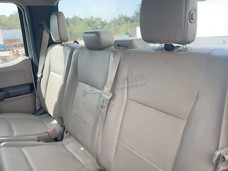 2017-ford-f150-image-40