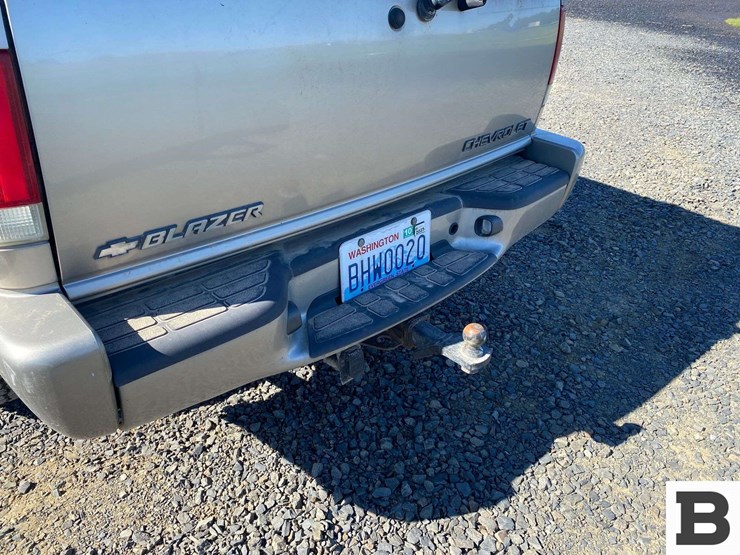 2001-chevrolet-blazer-image-14