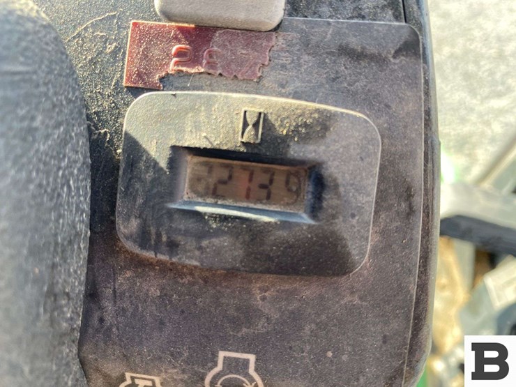 john-deere-1445-image-39