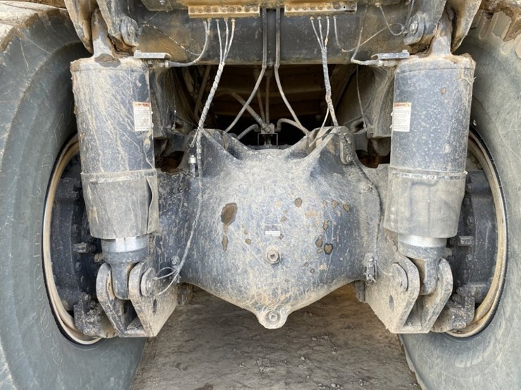 2012-komatsu-hd605-7-image-19