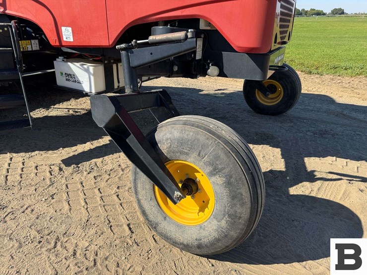 2015-new-holland-speedrower-260-image-32