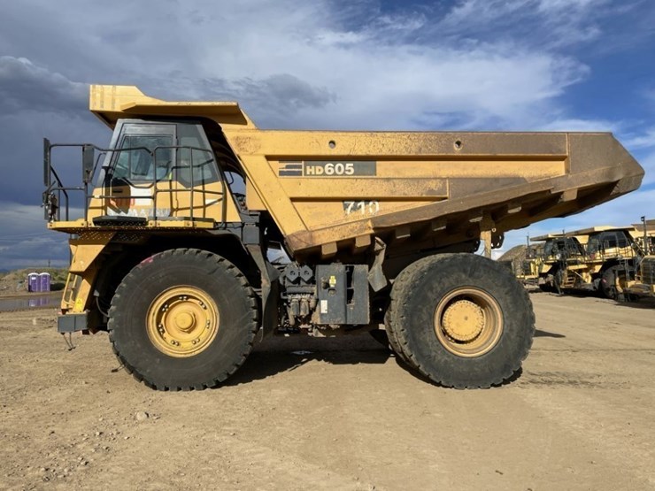 2012-komatsu-hd605-7-image-2