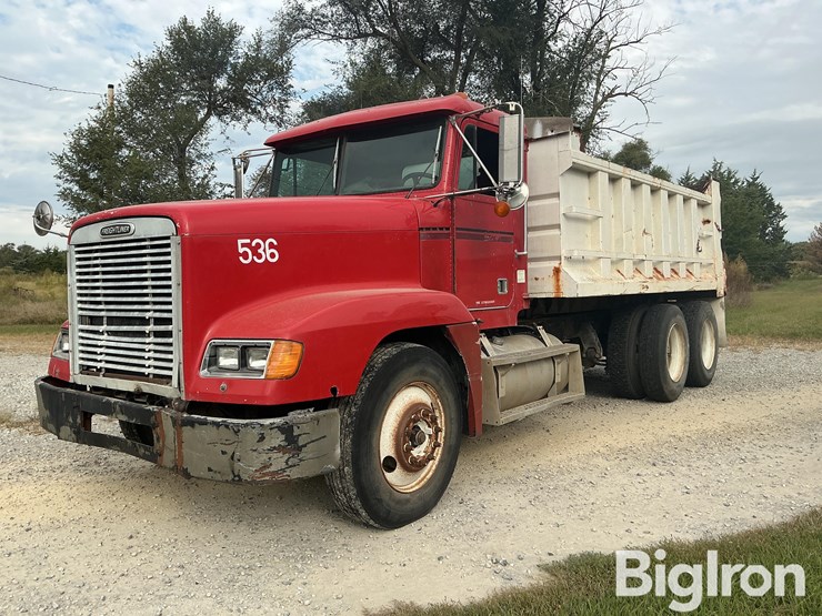 1994-freightliner-fld120-image-1