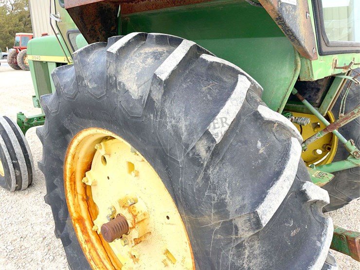 john-deere-2840-image-49