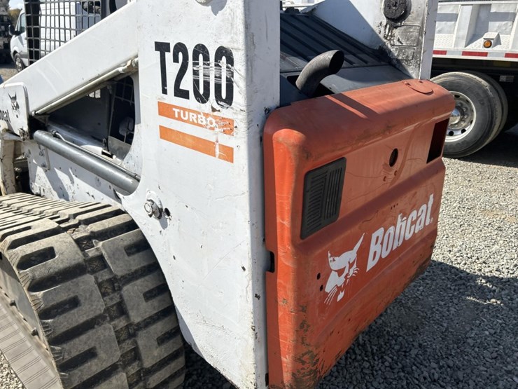 bobcat-t200-image-29