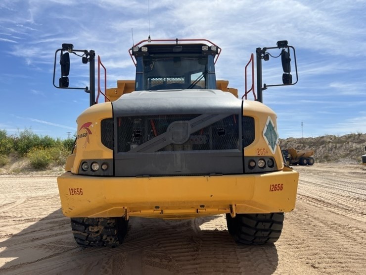 2020-volvo-a60h-image-8