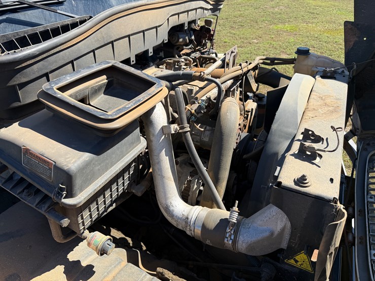 2013-international-durastar-4300-image-29