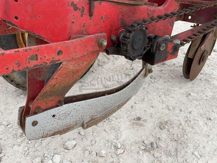 massey-ferguson-4-image-19