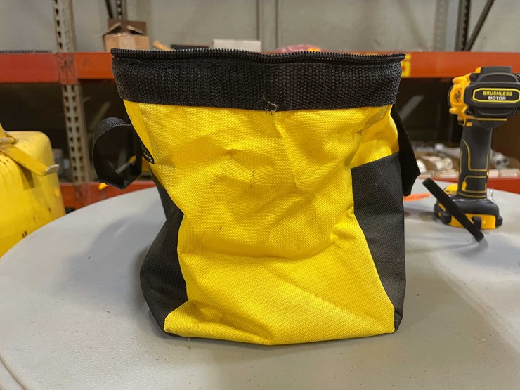 #8544-•-dewalt-compatible-20-volt-cordless-1/2"-impact-and-1/4"-impact-driver-in-carrying-bag-(pr13)-image-13