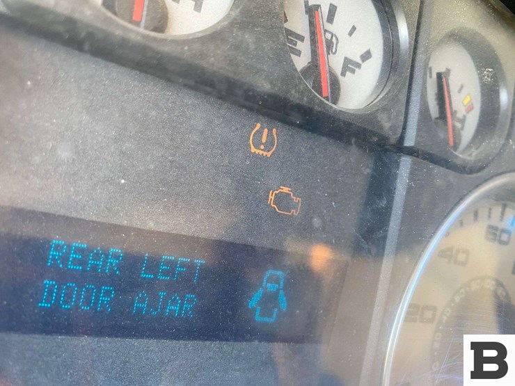 2010-ford-f150-image-33