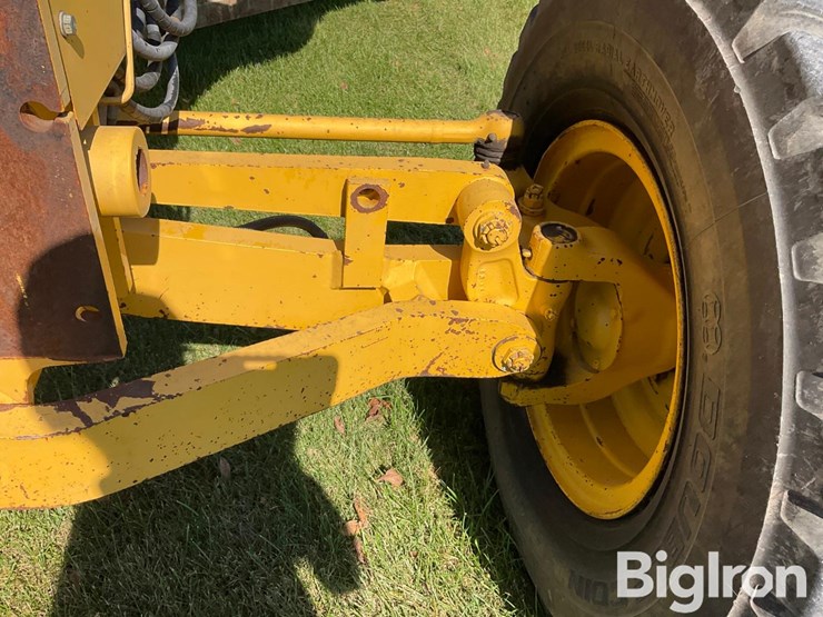 2009-komatsu-gd655-3e0-image-19