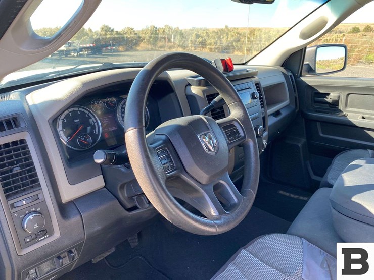 2012-ram-1500-pickup-image-26