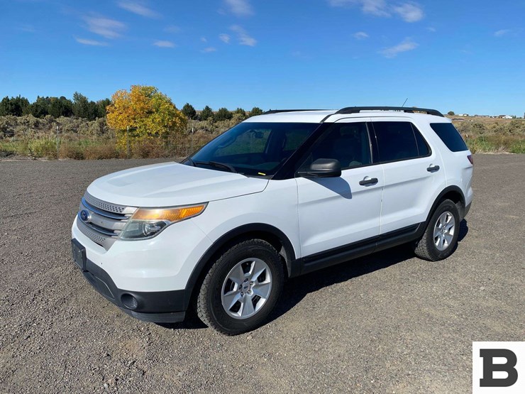 2013-ford-explorer-image-2
