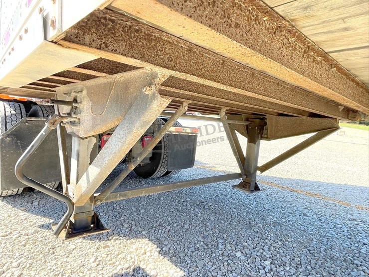 1999-strick-trailer-image-32