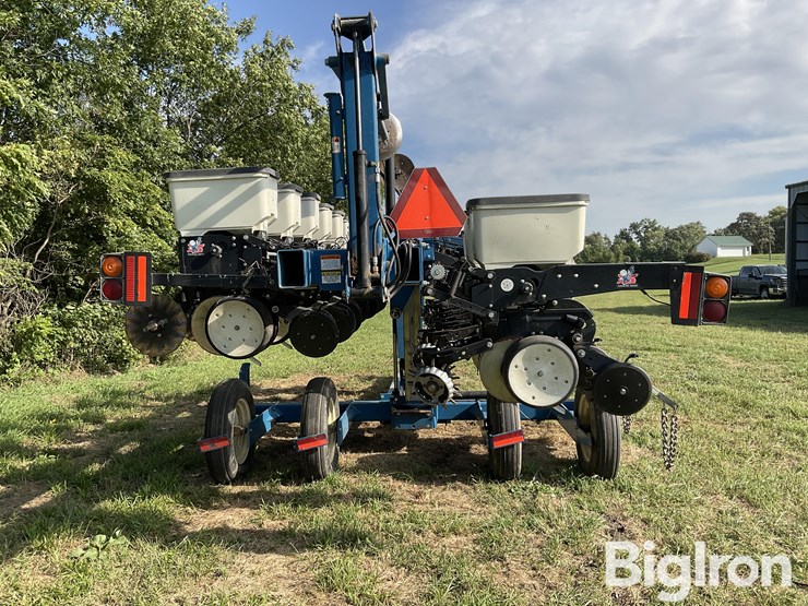 2009-kinze-3500-image-6