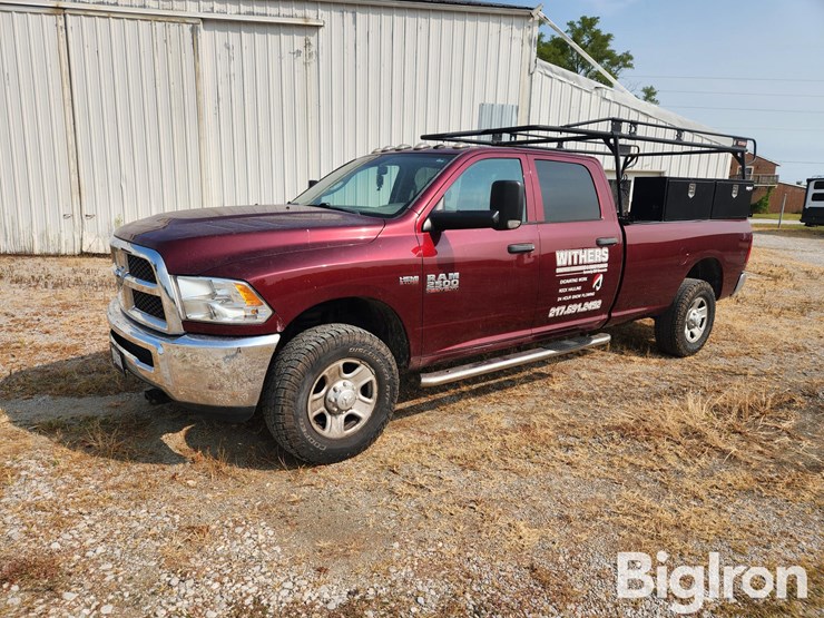 2017-ram-2500-tradesman-image-1