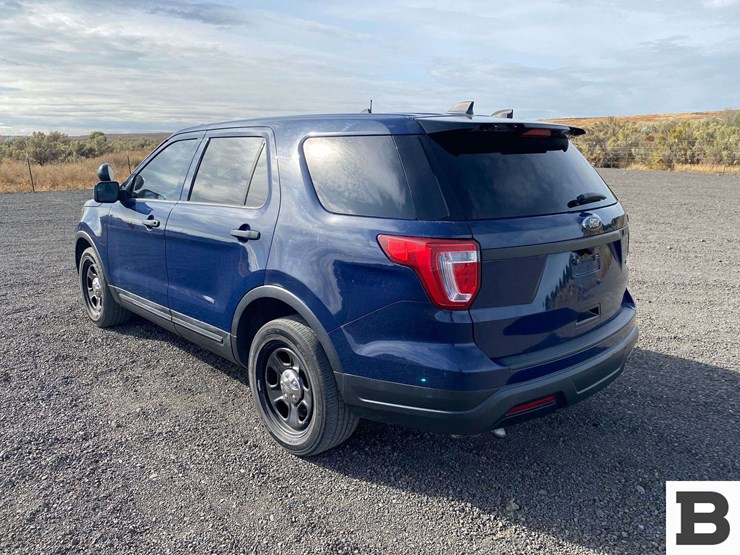 2018-ford-explorer-image-4