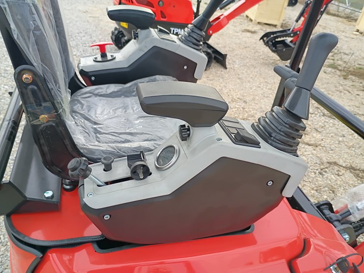 #l57-009-•-2025-tpm-16-mini-excavator-(gasoline)-image-13