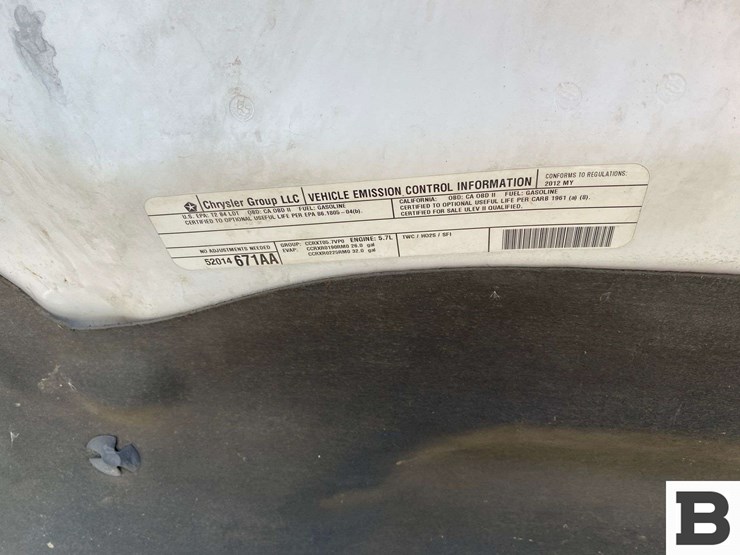 2012-ram-1500-pickup-image-36