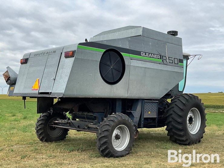 1988-gleaner-r50-image-5