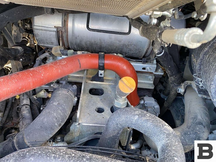 2021-takeuchi-tl12-image-25